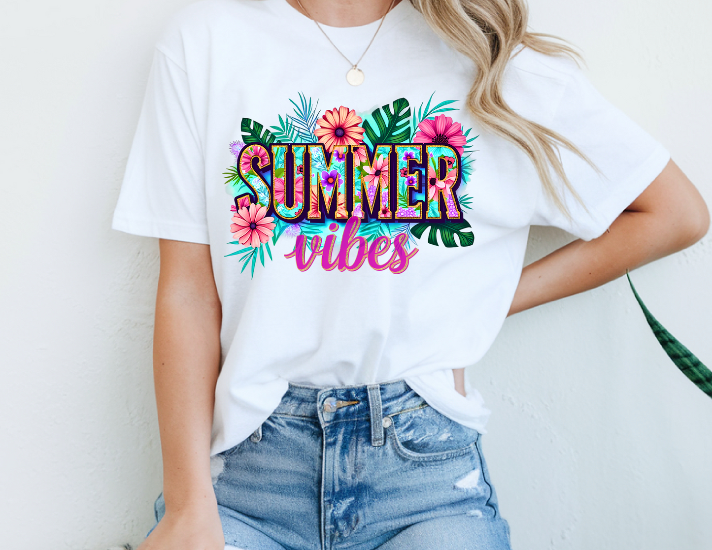 Summer Vibes Custom T-Shirt – Gildan Softstyle