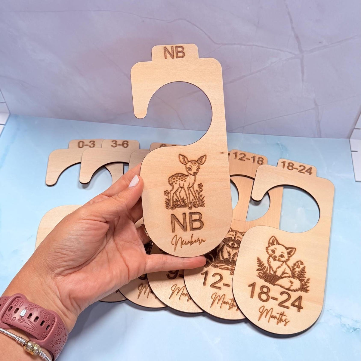 Woodland Baby Closet Dividers, Wooden Nursery Clothes Organizer, Baby Clothes Size Dividers, Personalized Baby Shower Gift